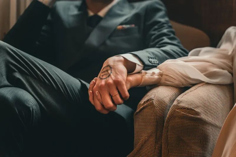 Comment choisir son photographe de mariage à Paris — le guide sincère